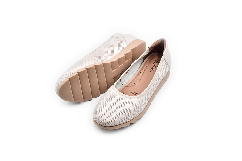 5032 Mia Bellos Best Selling Comfort Leather Shoe - Image 4
