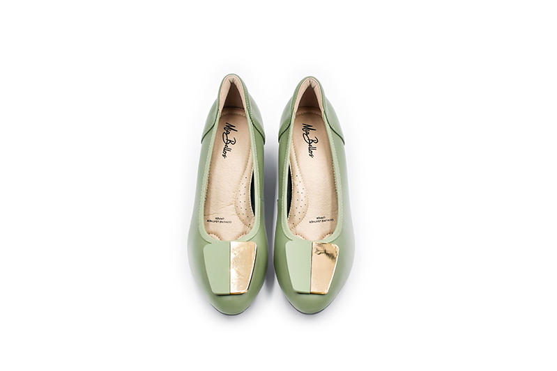 5043 Mia Bellos Comfort Leather Pumps With Buckle - Image 2