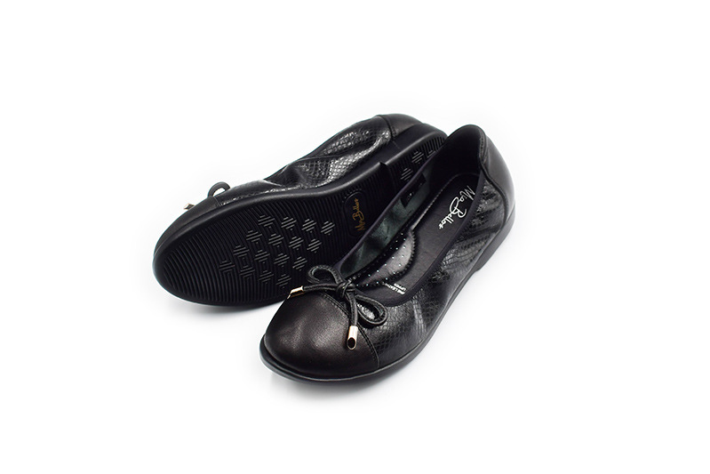 5051 Mia Bellos Christmas Comfort Leather Shoe - Image 4