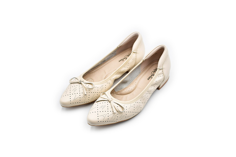 5054 Mia Bellos Comfort Leather Working Pumps - Image 3