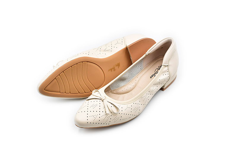 5054 Mia Bellos Comfort Leather Working Pumps - Image 4